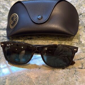 Ray-Ban Brown Sunglasses Classic Accessories